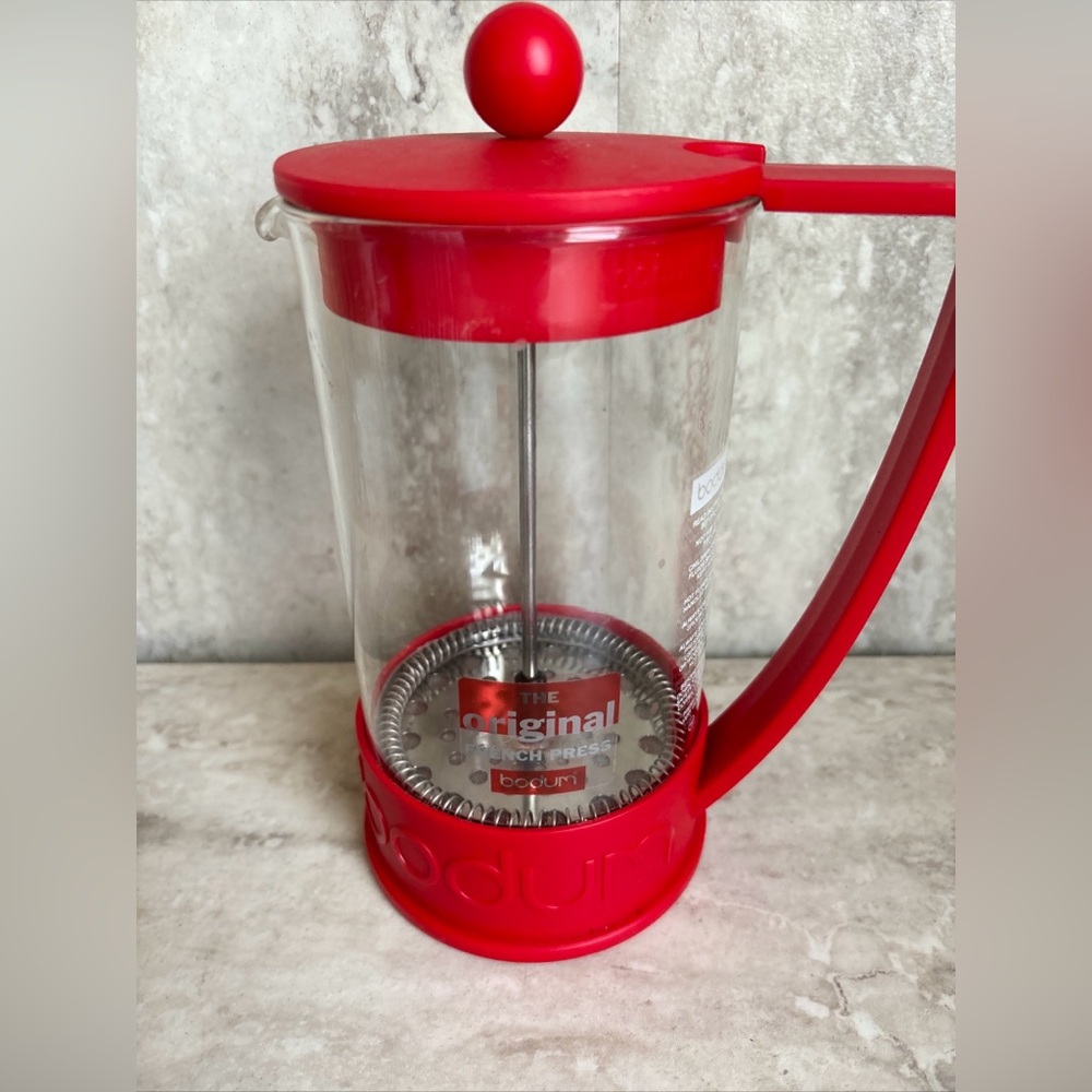 Bodum 34Oz Brazil French Press Coffee Maker, High-Heat Borosilicate Glass, Red
